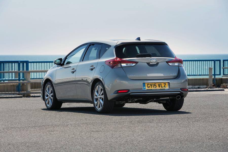  Toyota Auris 2015 года  (UK) (фото 27 из 43)